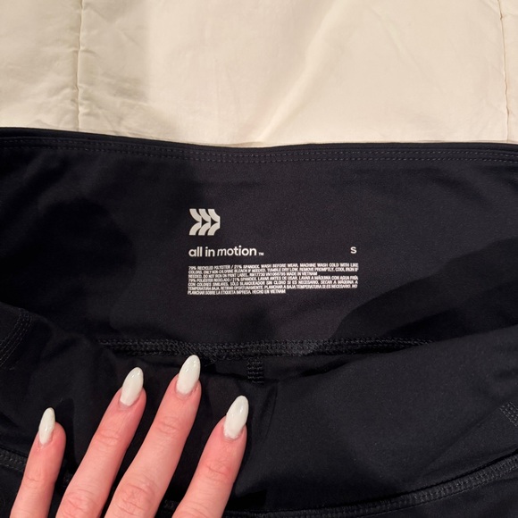 All in Motion Black 4” Mid-Rise Bike Shorts - Picture 4 of 7